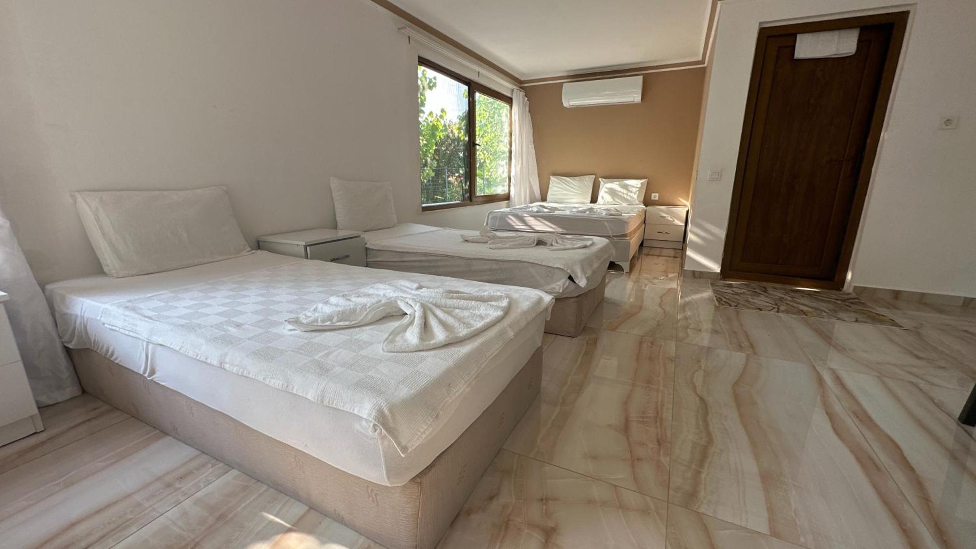 Kiris Garden Hotel Kemer Exterior photo